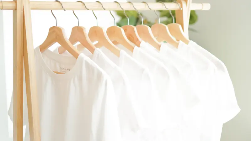 White Tee Round-up—Who Makes the Best?